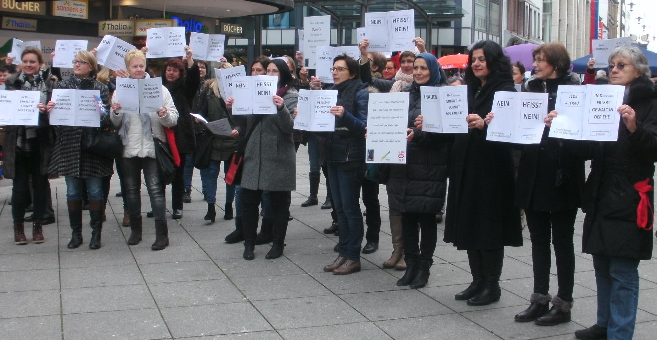 Aktionen und Informationen des FrauenForum Saarbrücken zum Internationalen Frauentag