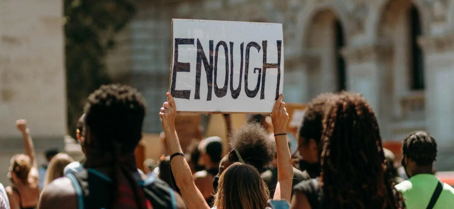 Saarbrücker Aktion „Enough! Genug!“ am Montag, 9.3.2026, 12-14 Uhr